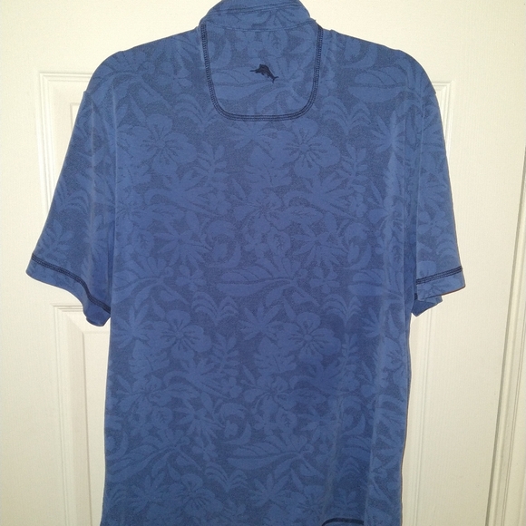 Tommy Bahama Blue Floral Jacquard Polo Shirt Men's sz Medium. - Picture 2 of 5